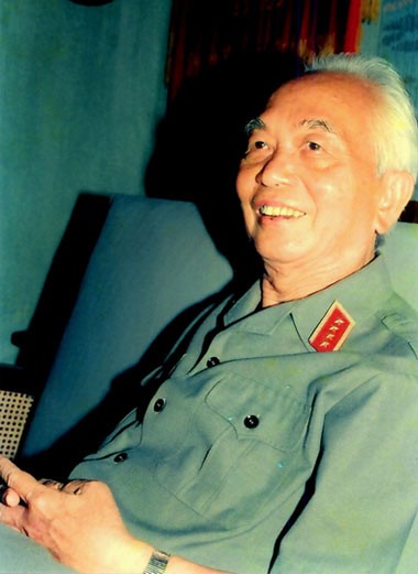 Đại tướng Võ Nguyên Giáp vừa chính thức tròn 102 tuổi với tình trạng sức khỏe tốt